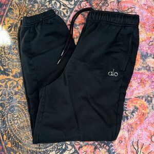 ALO Yoga black Joggers